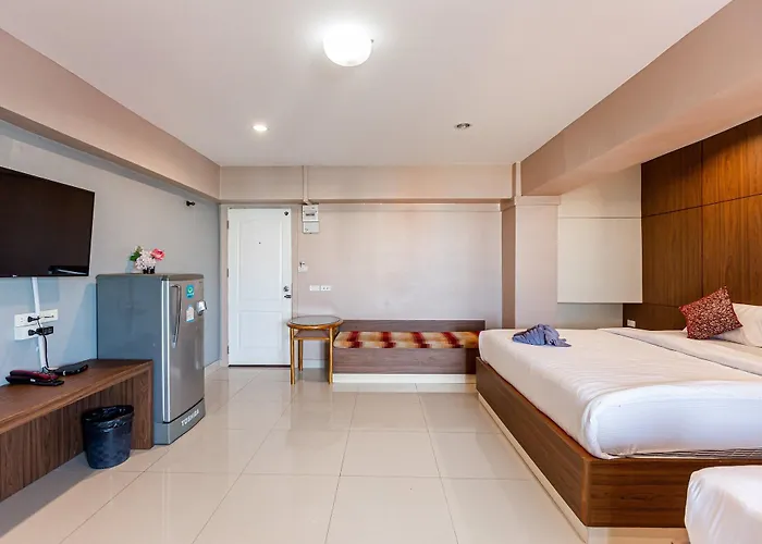 Hotel Latin Garden