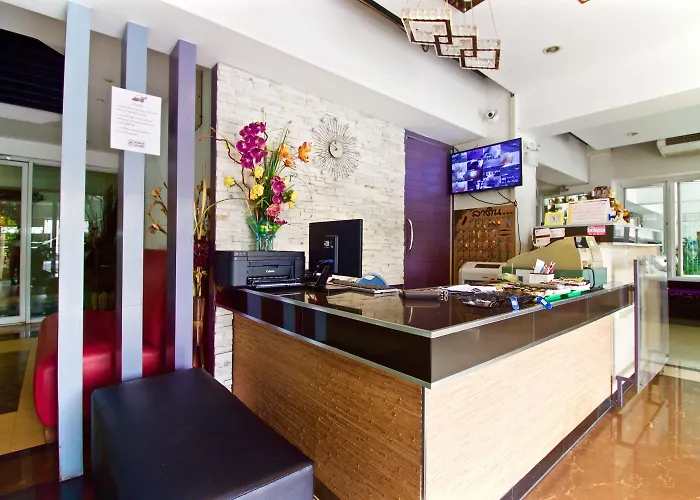 Latin Garden Hotel