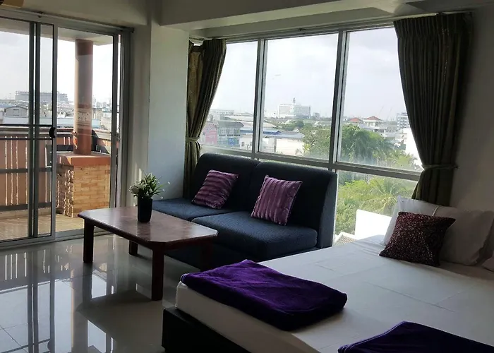 Latin Garden Hotel 2*