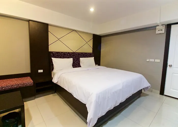 Latin Garden Hotel Bangkok
